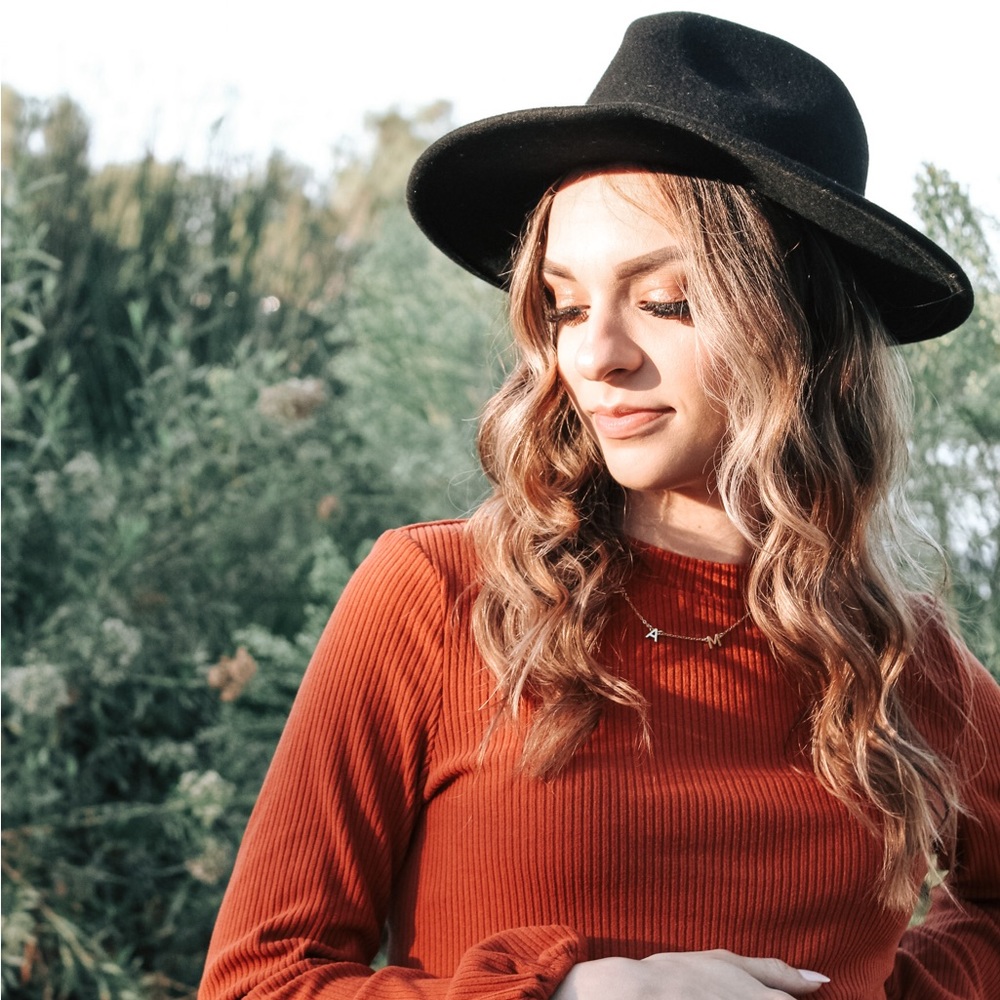 Meet your Posher, Jocelyne